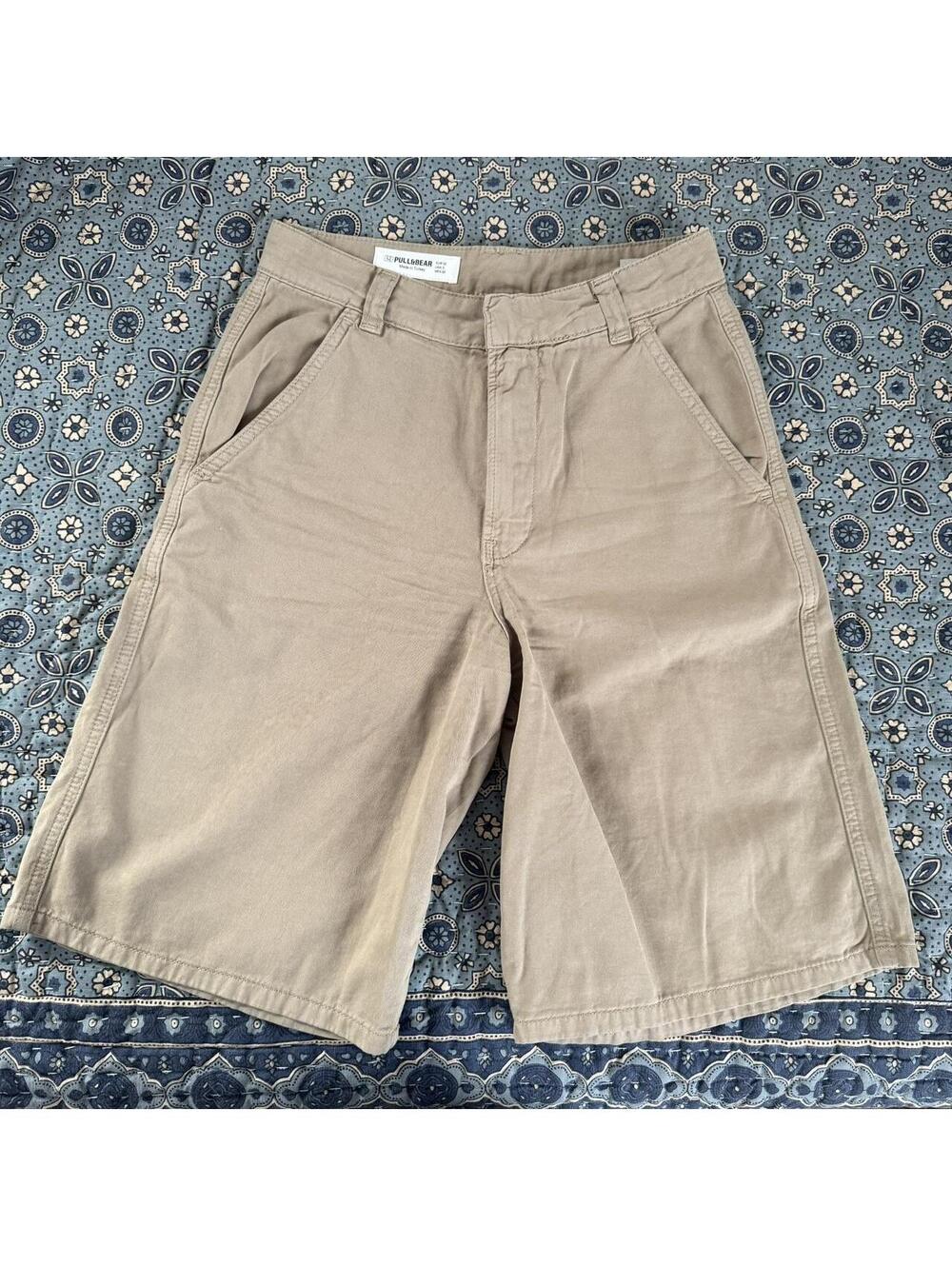 Pull & Bear beige chino shorts